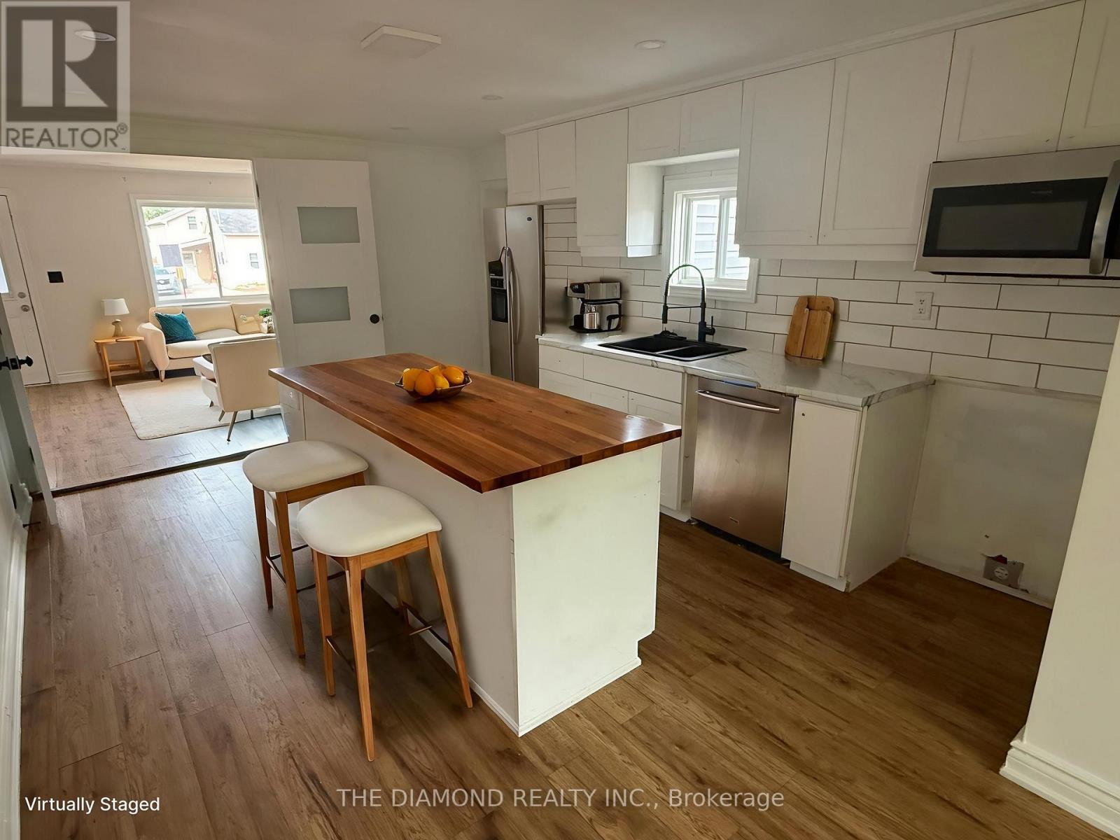 40 ST PATRICK STREET - 26