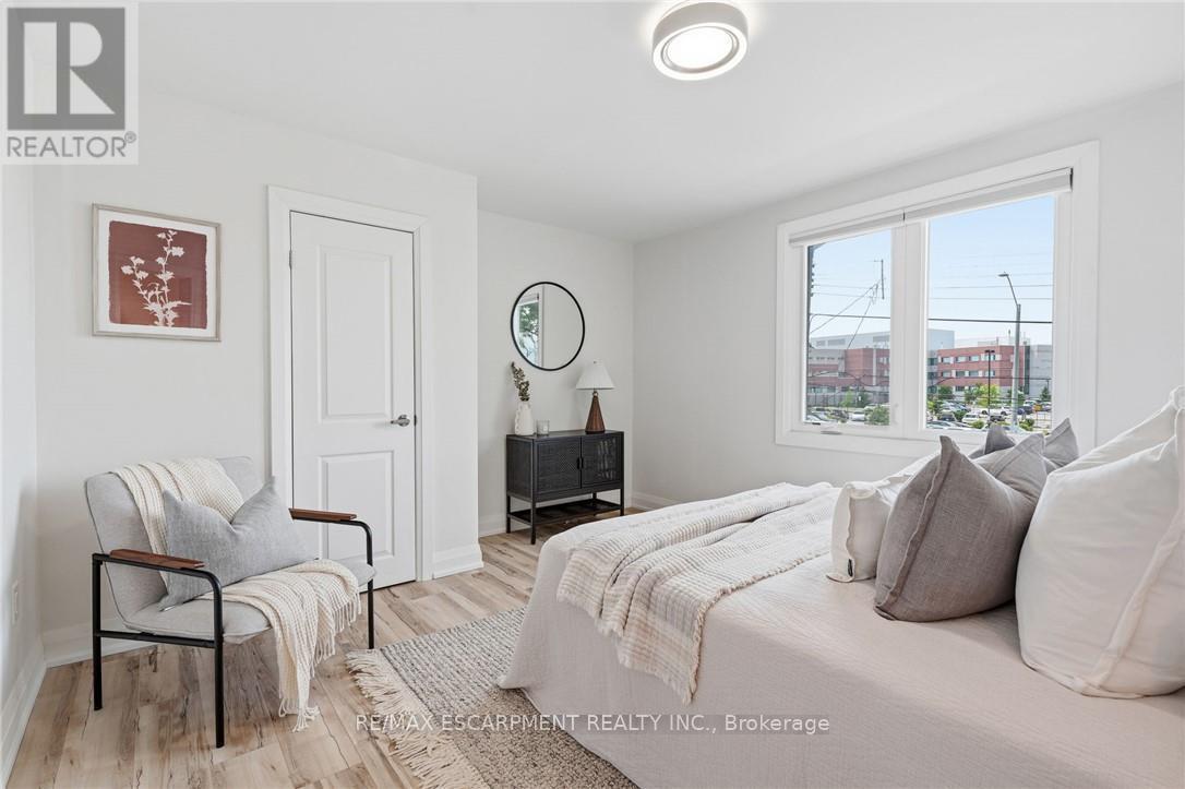 117 WEST 5TH STREET - 16