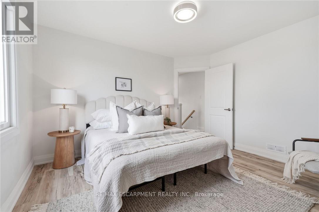 117 WEST 5TH STREET - 17