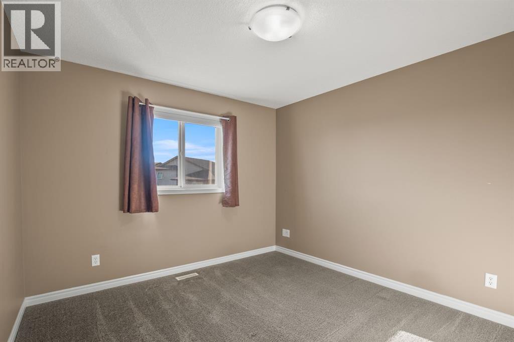 Listing photo – 19 Oldring Crescent, Red Deer