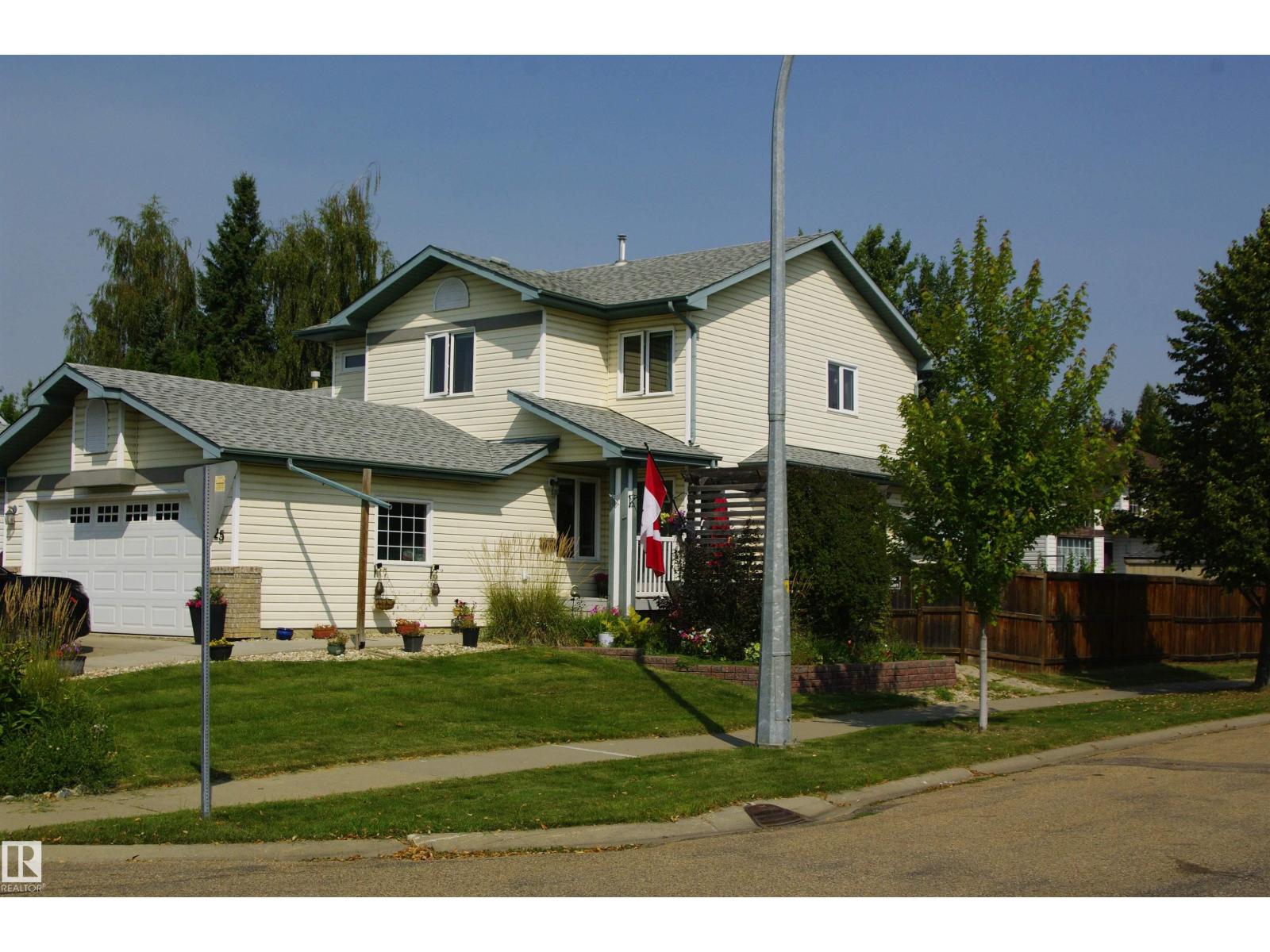 25 Hasen CL, St. Albert, Alberta, T8N6J7