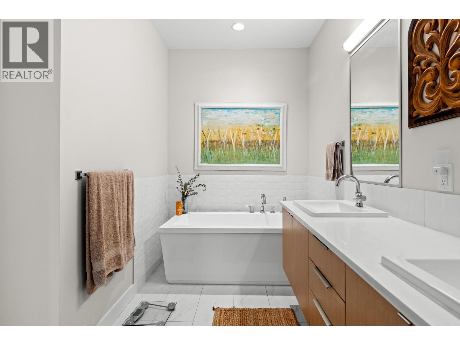 8 1349 Rocky Point Drive, Kelowna