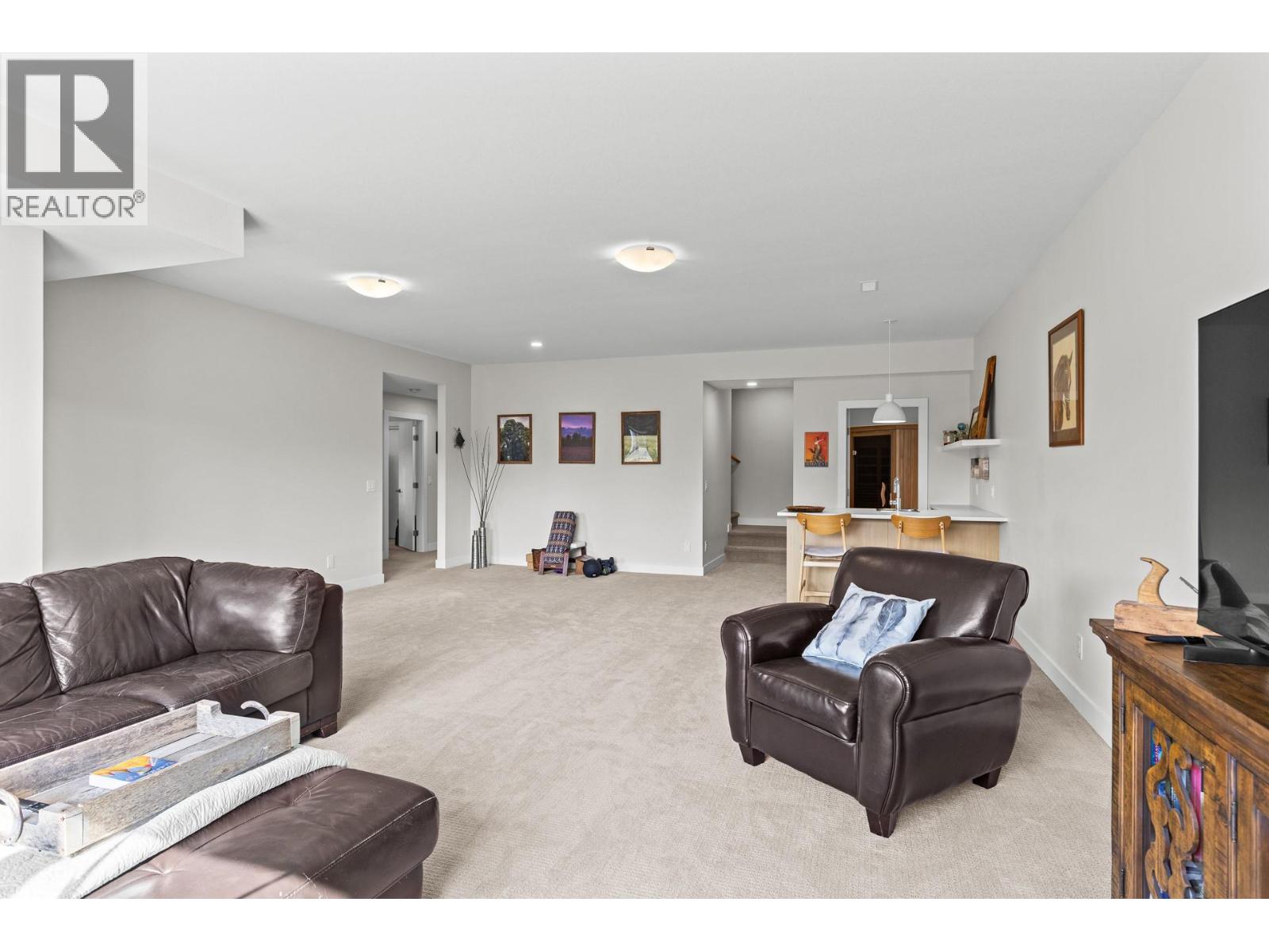 8 1349 Rocky Point Drive, Kelowna