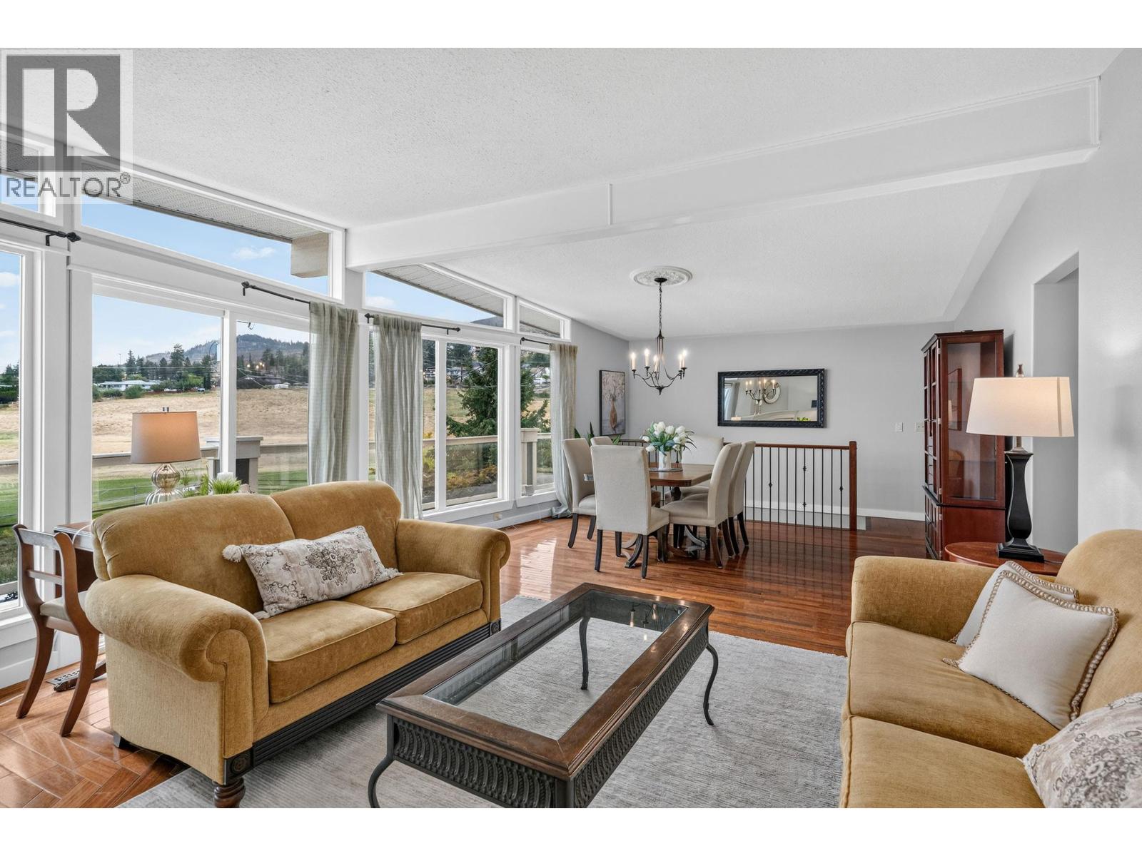  2848 Inverness Road, West Kelowna
