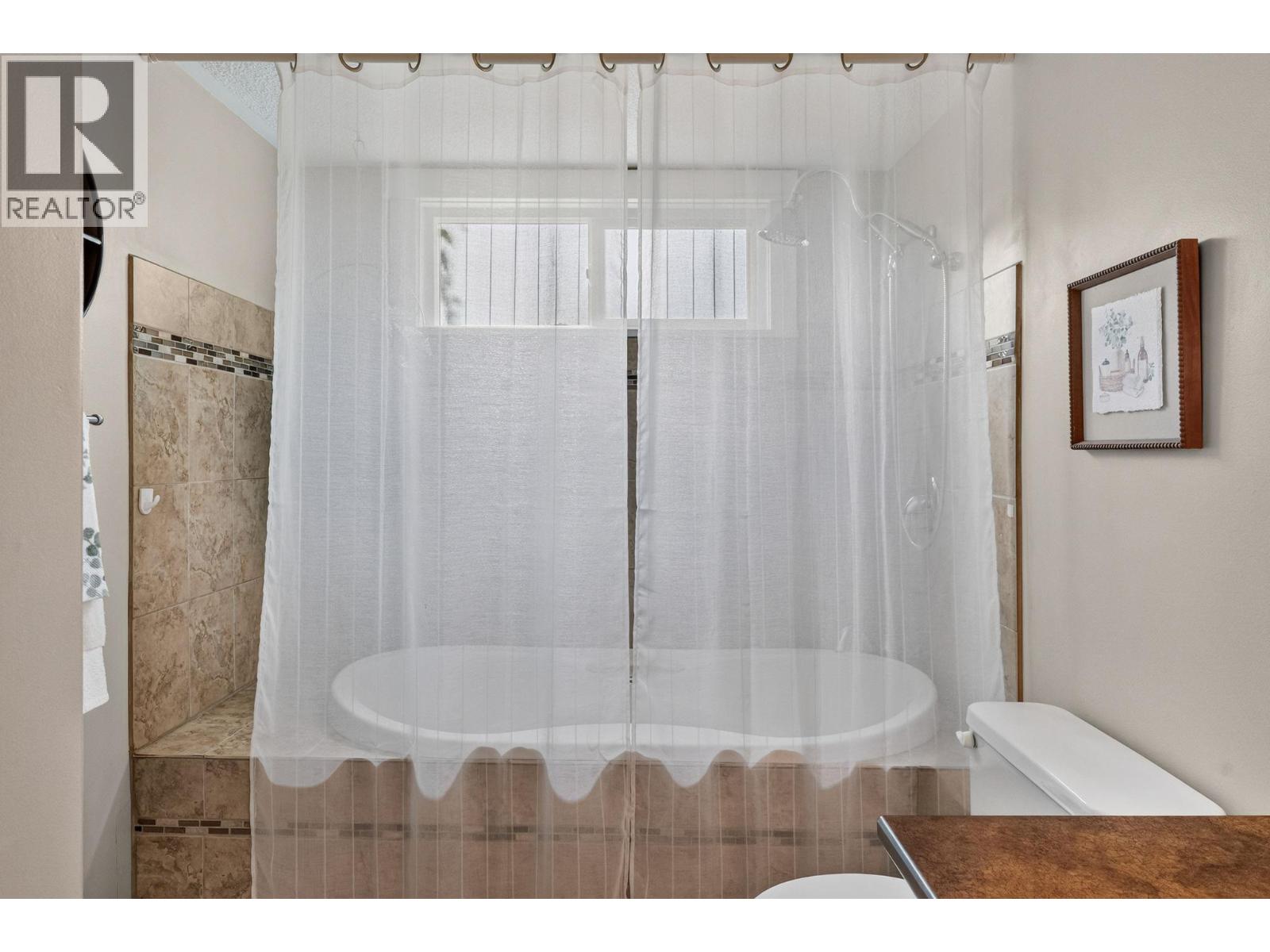  2848 Inverness Road, West Kelowna