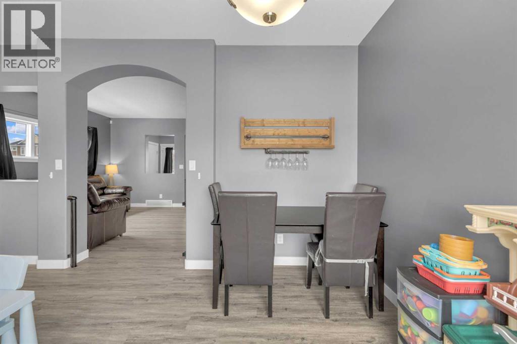 Listing photo – 2 Sullivan Close, Red Deer
