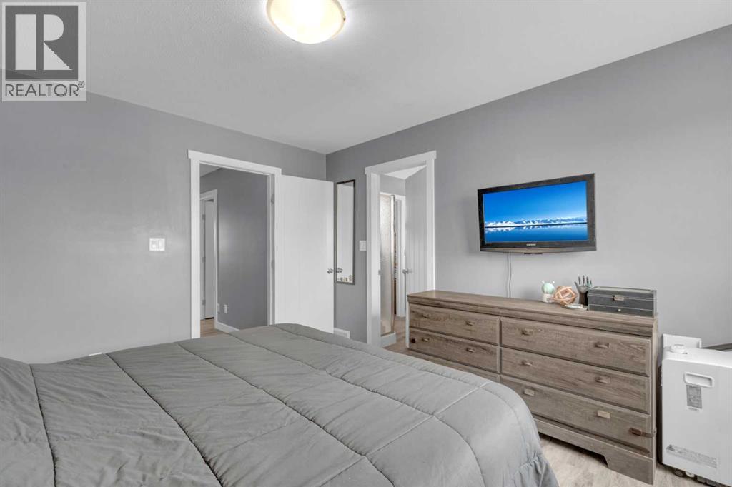 Listing photo – 2 Sullivan Close, Red Deer