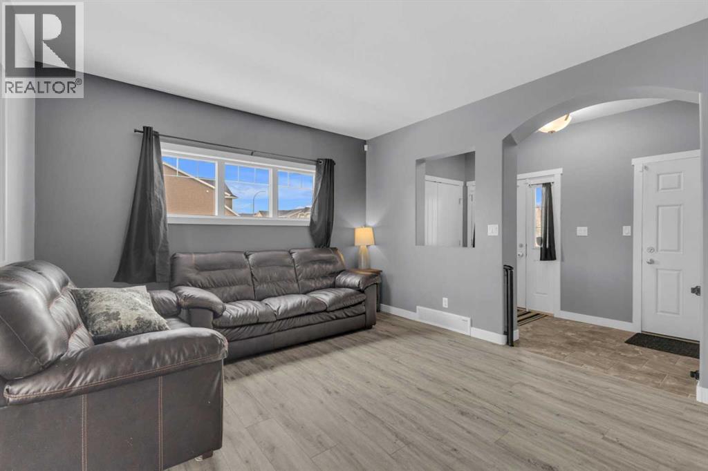 Listing photo – 2 Sullivan Close, Red Deer