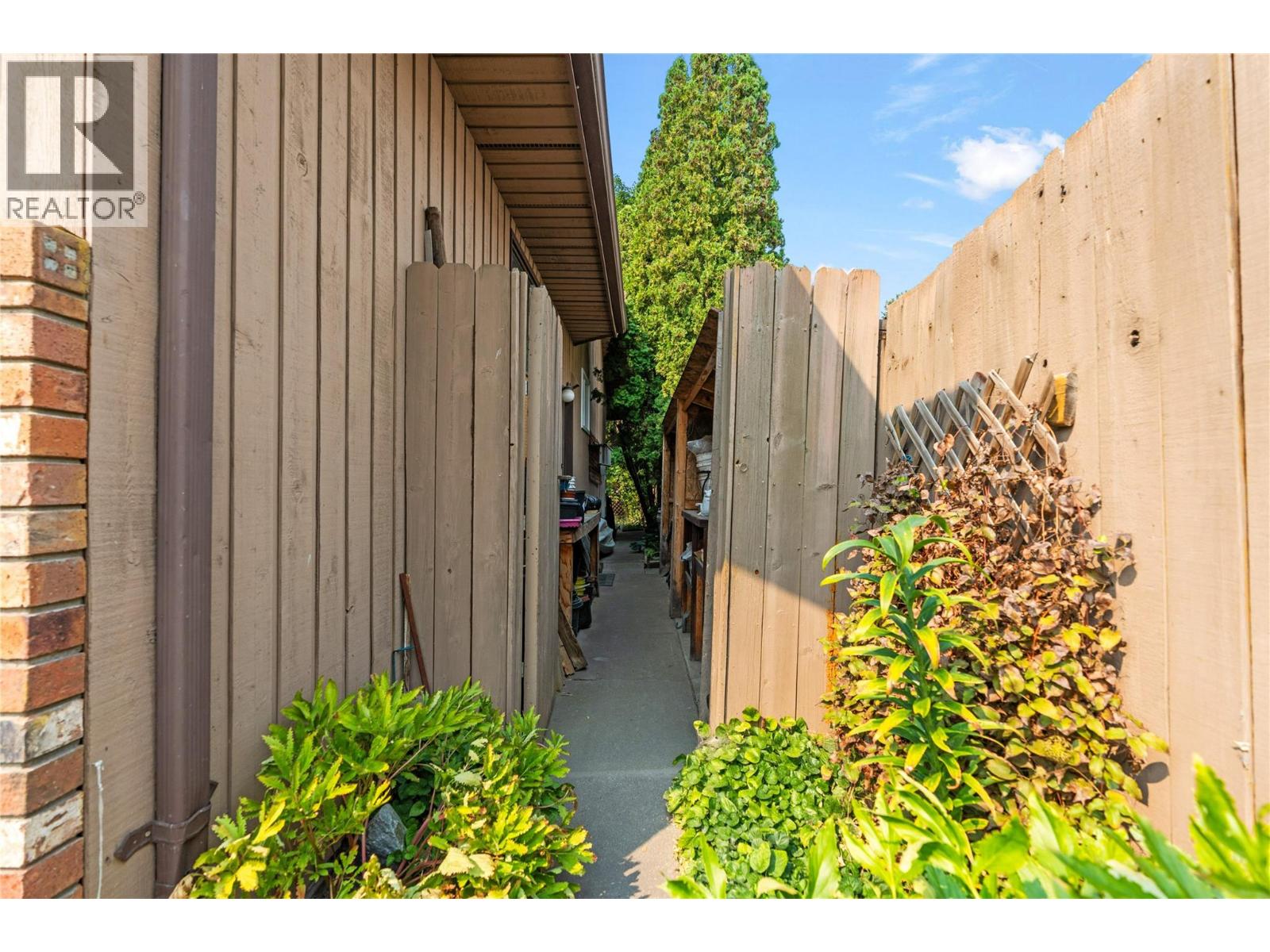 1503 39A Avenue, Vernon