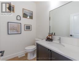 Bedroom - 11 - 147 Scotts Drive, Lucan Biddulph, ON N0M2J0 Photo 6