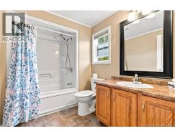 7 Stewart Street, photo 23