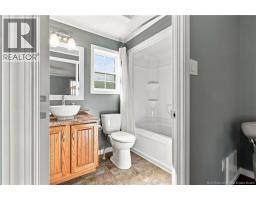 7 Stewart Street, photo 22