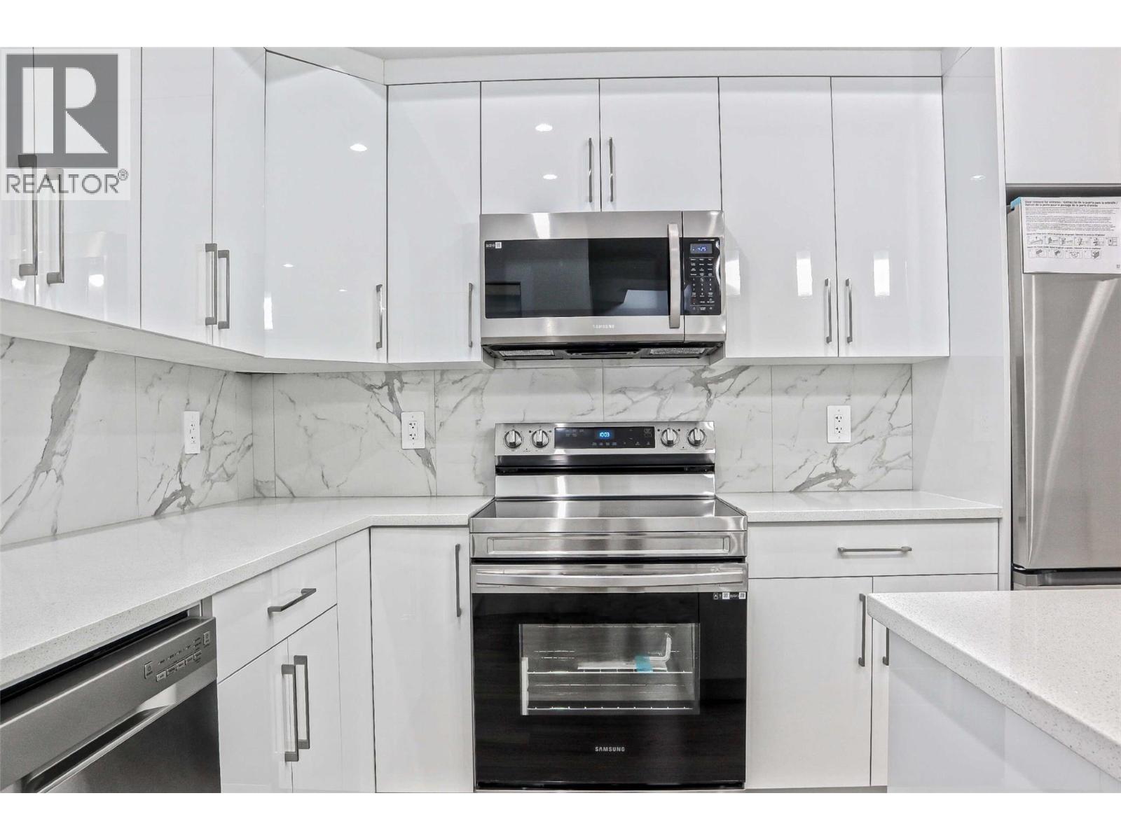 #13 1354 Rutland Road - 2