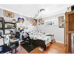 10886 132a Street, Surrey, BC V3T3Y4 Photo 10