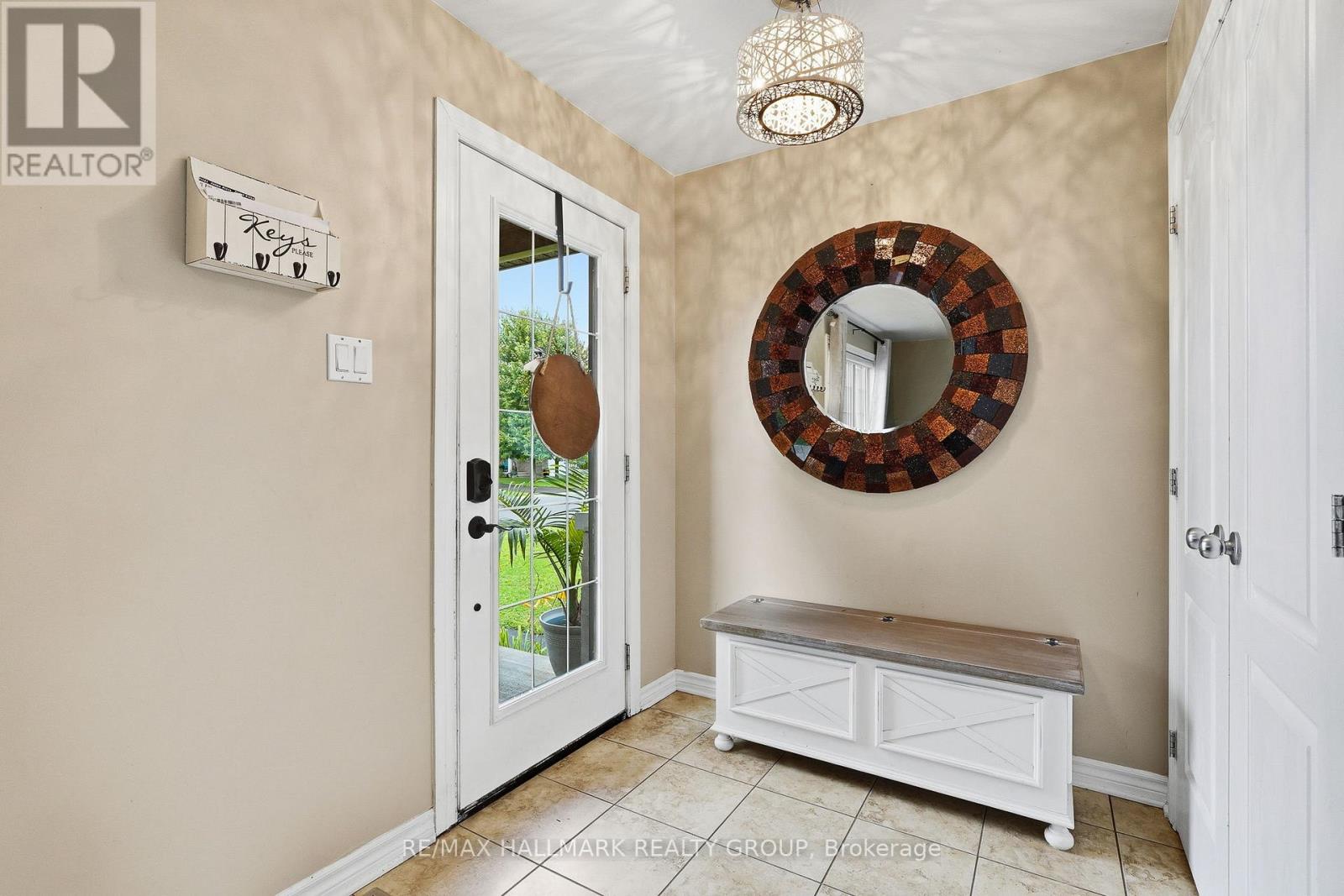 438 DENIS STREET - Image 10