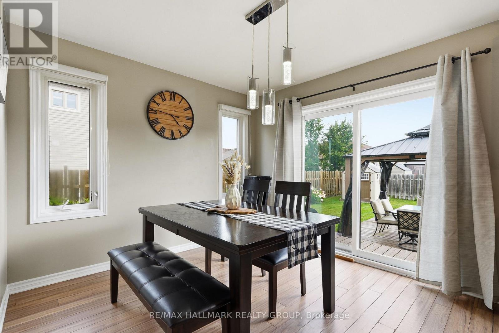 438 DENIS STREET - Image 16