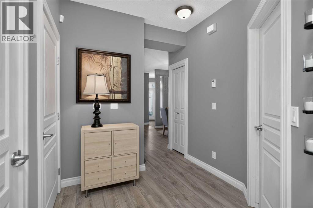 #2 140 Rockyledge View NW - 29