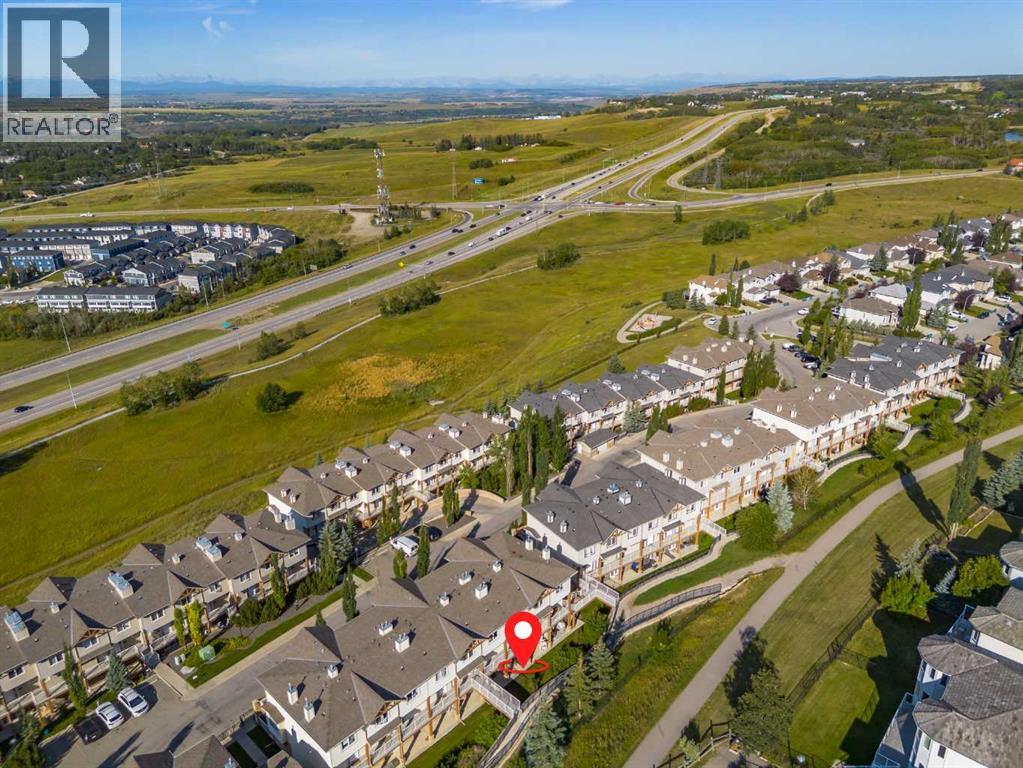 #2 140 Rockyledge View NW - 50