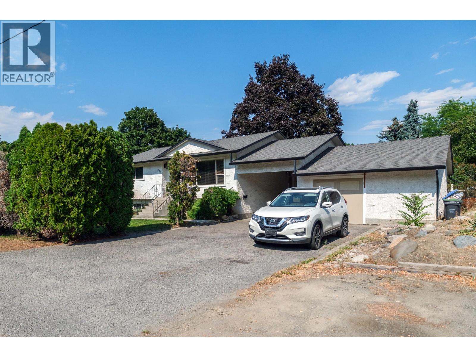  1230 Creekside Road, Kelowna
