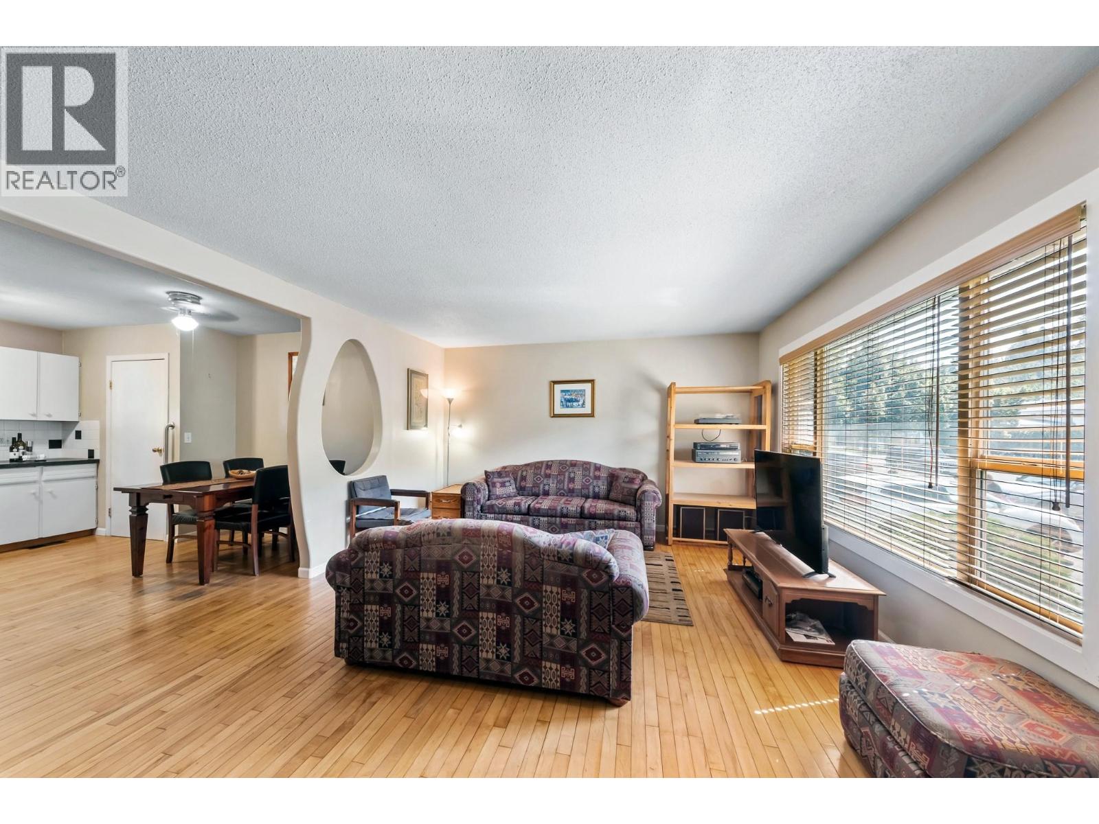  1230 Creekside Road, Kelowna
