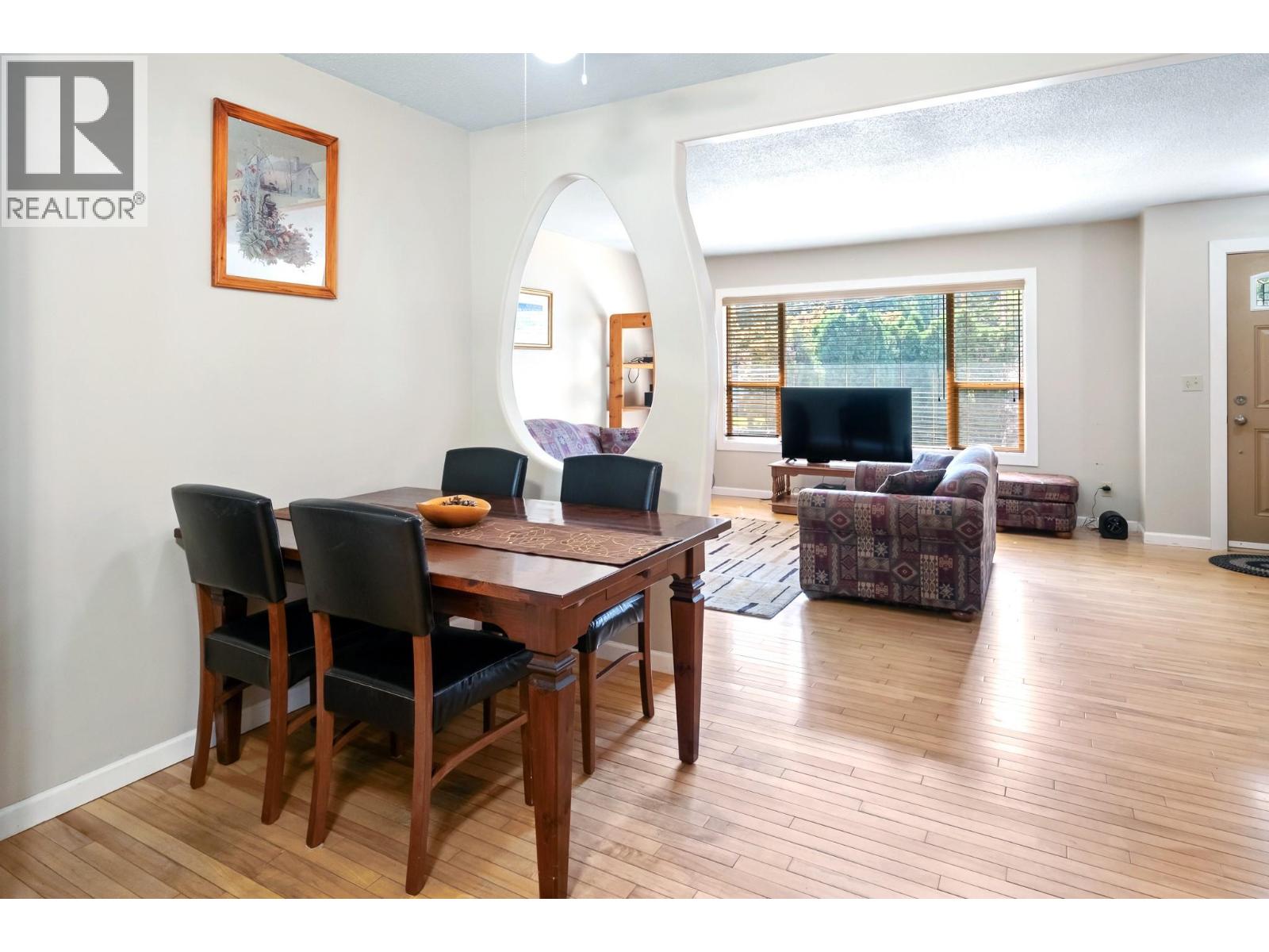  1230 Creekside Road, Kelowna