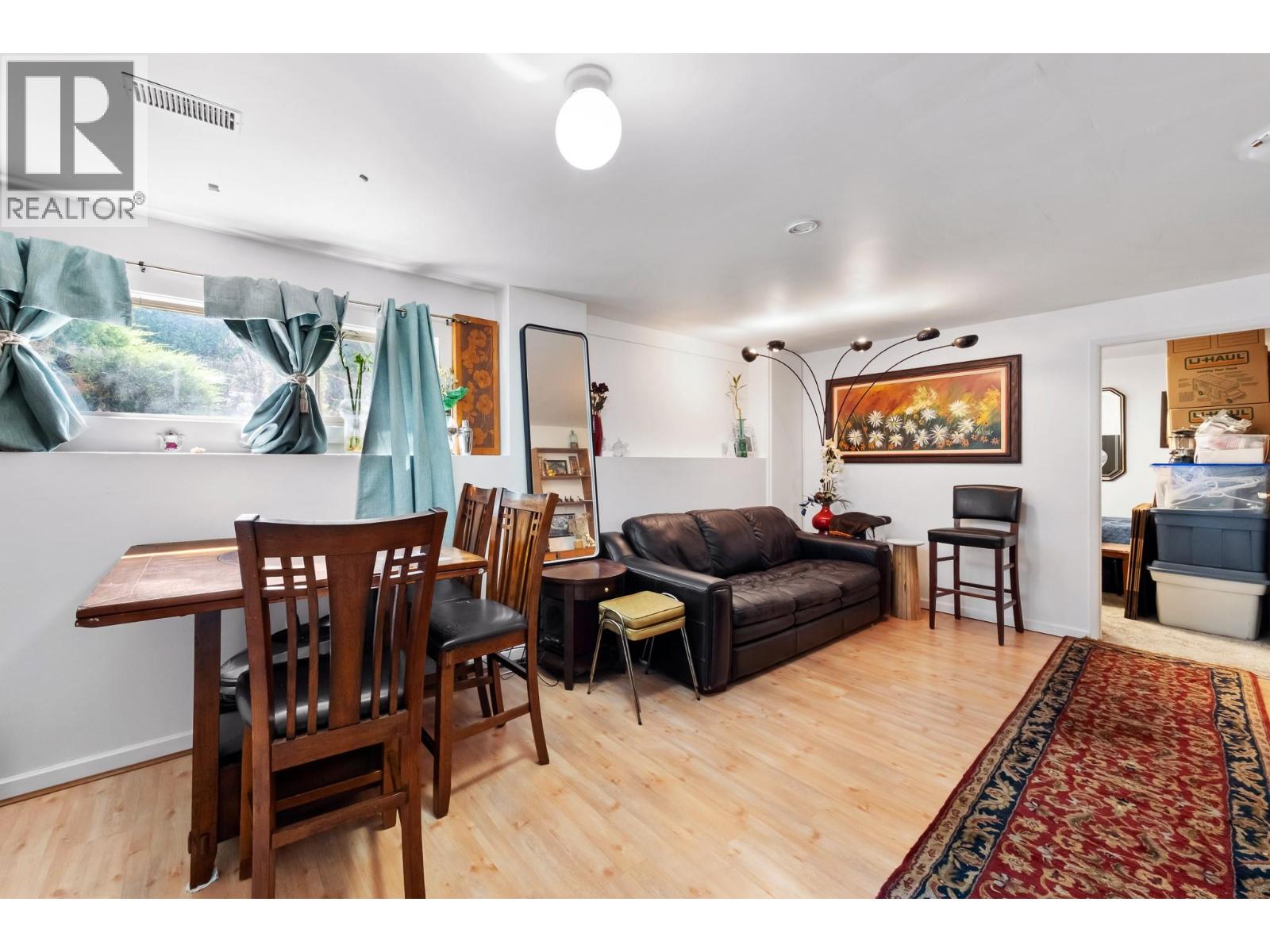  1230 Creekside Road, Kelowna