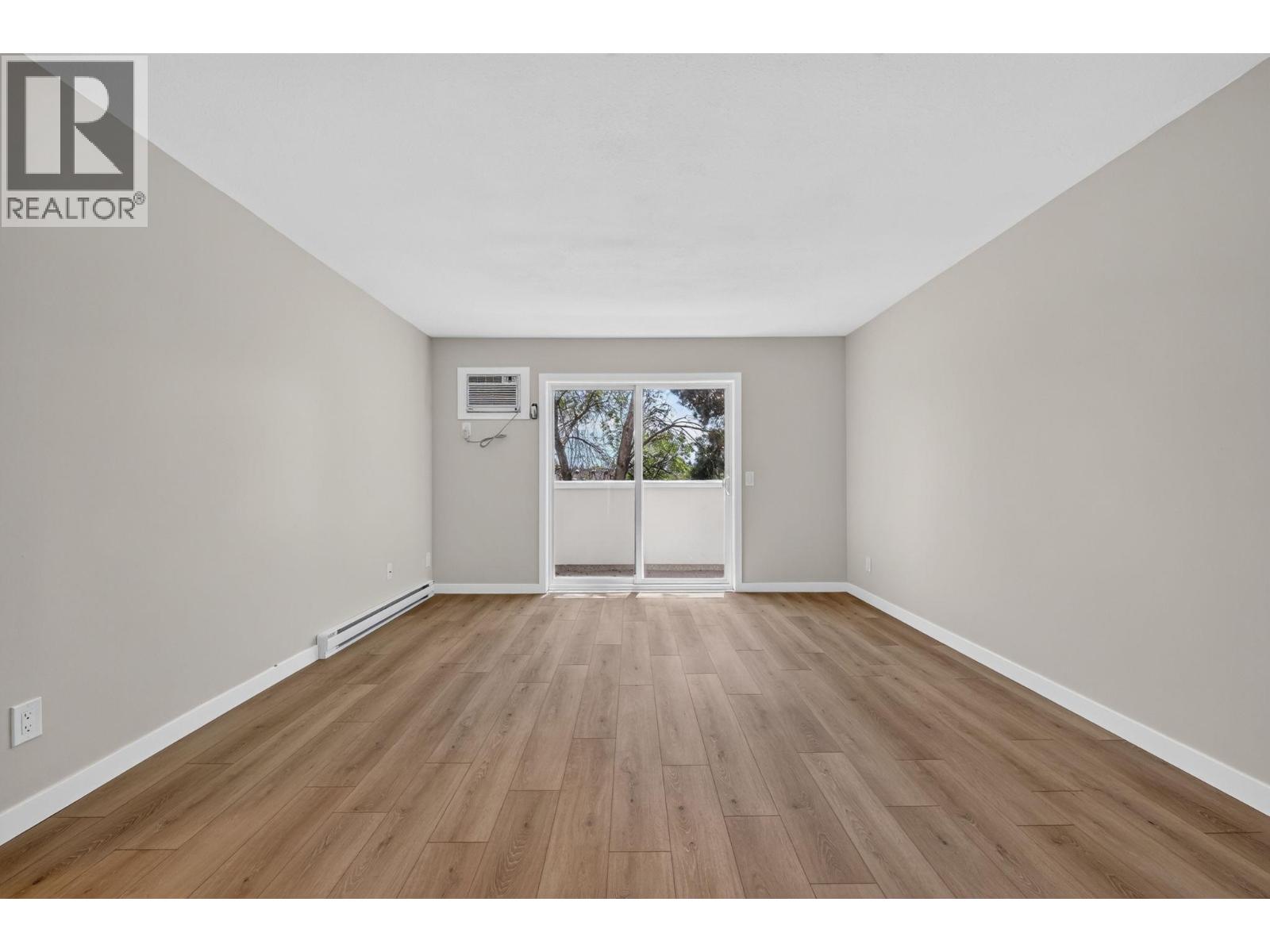 311 3180 De Montreuil Court, Kelowna