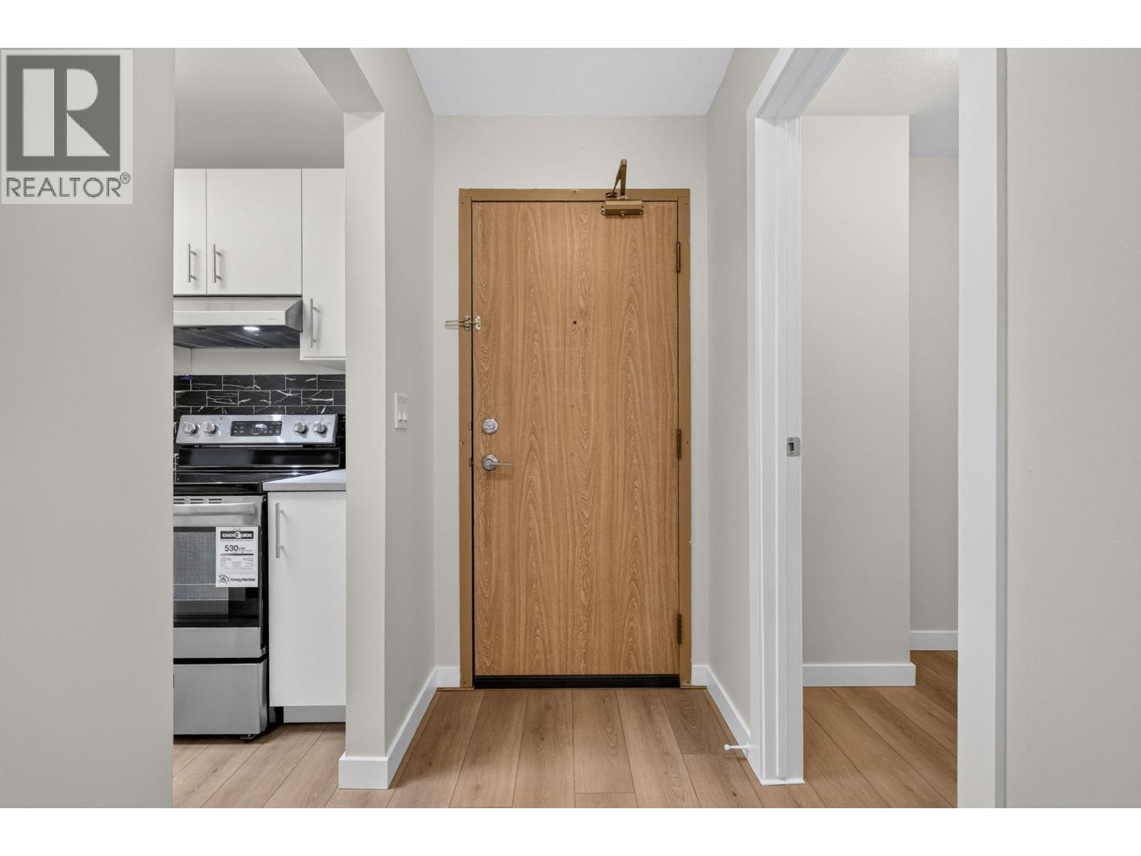 311 3180 De Montreuil Court, Kelowna
