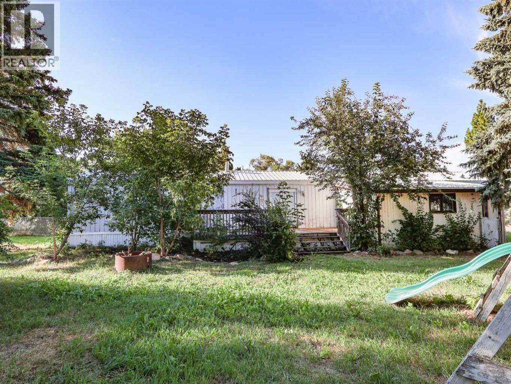 Listing photo – 6024 Spruce Crescent, Stettler