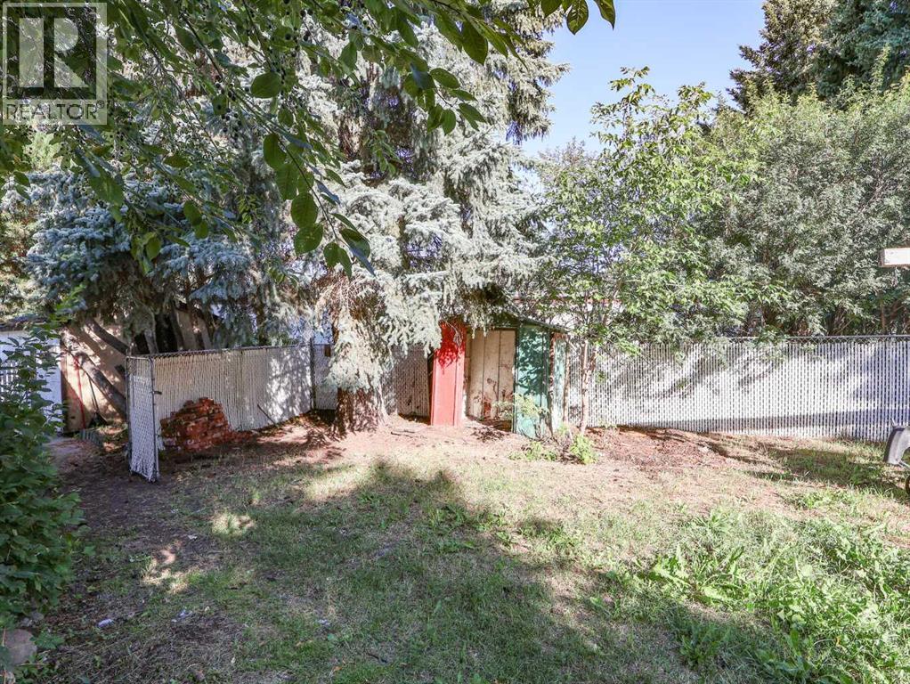 Listing photo – 6024 Spruce Crescent, Stettler