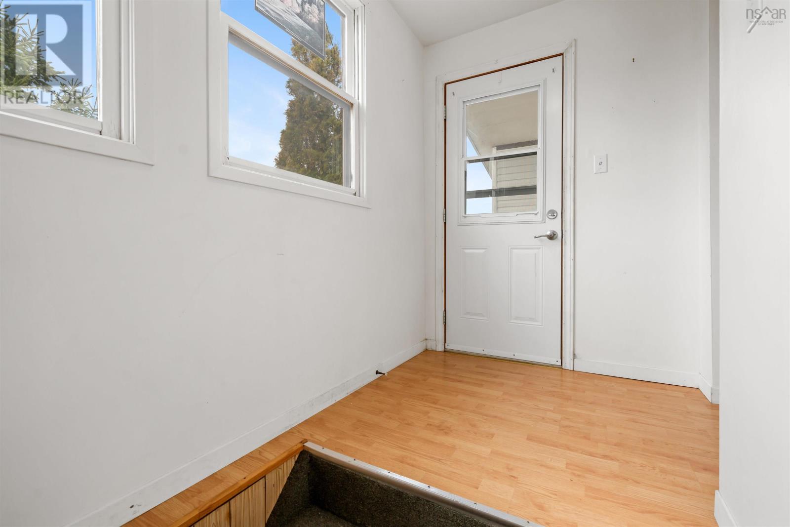 284 Willow Street - 14