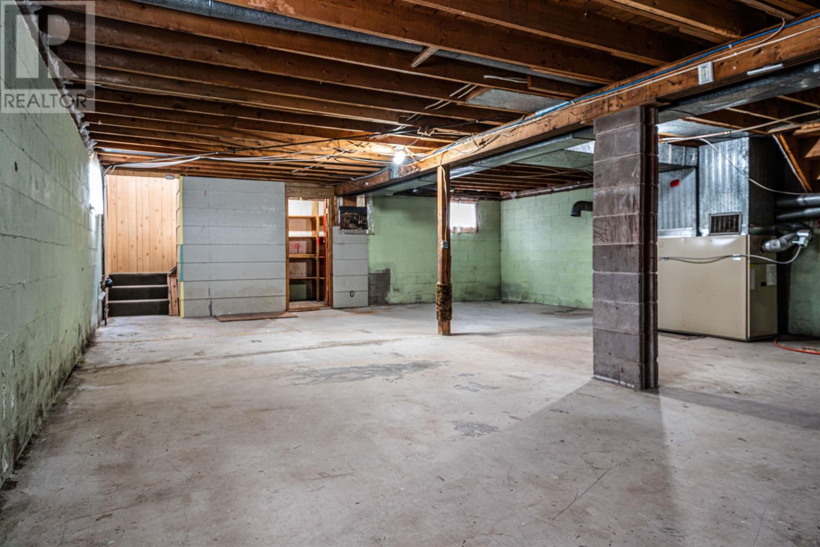 284 Willow Street - Image 41