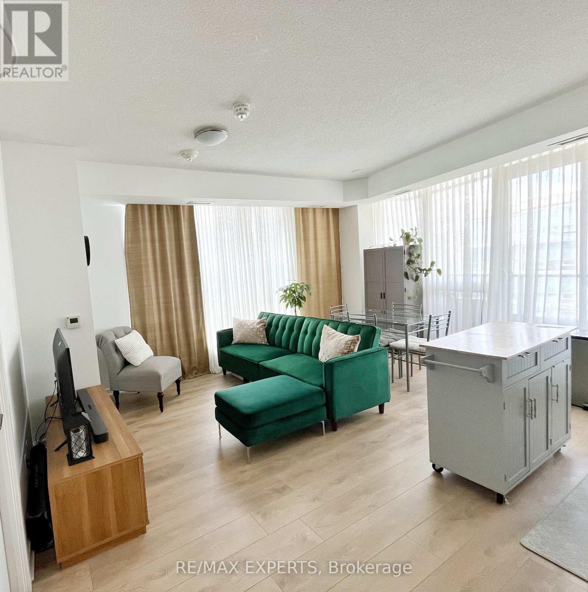 #419 38 FOREST MANOR ROAD - Image 9