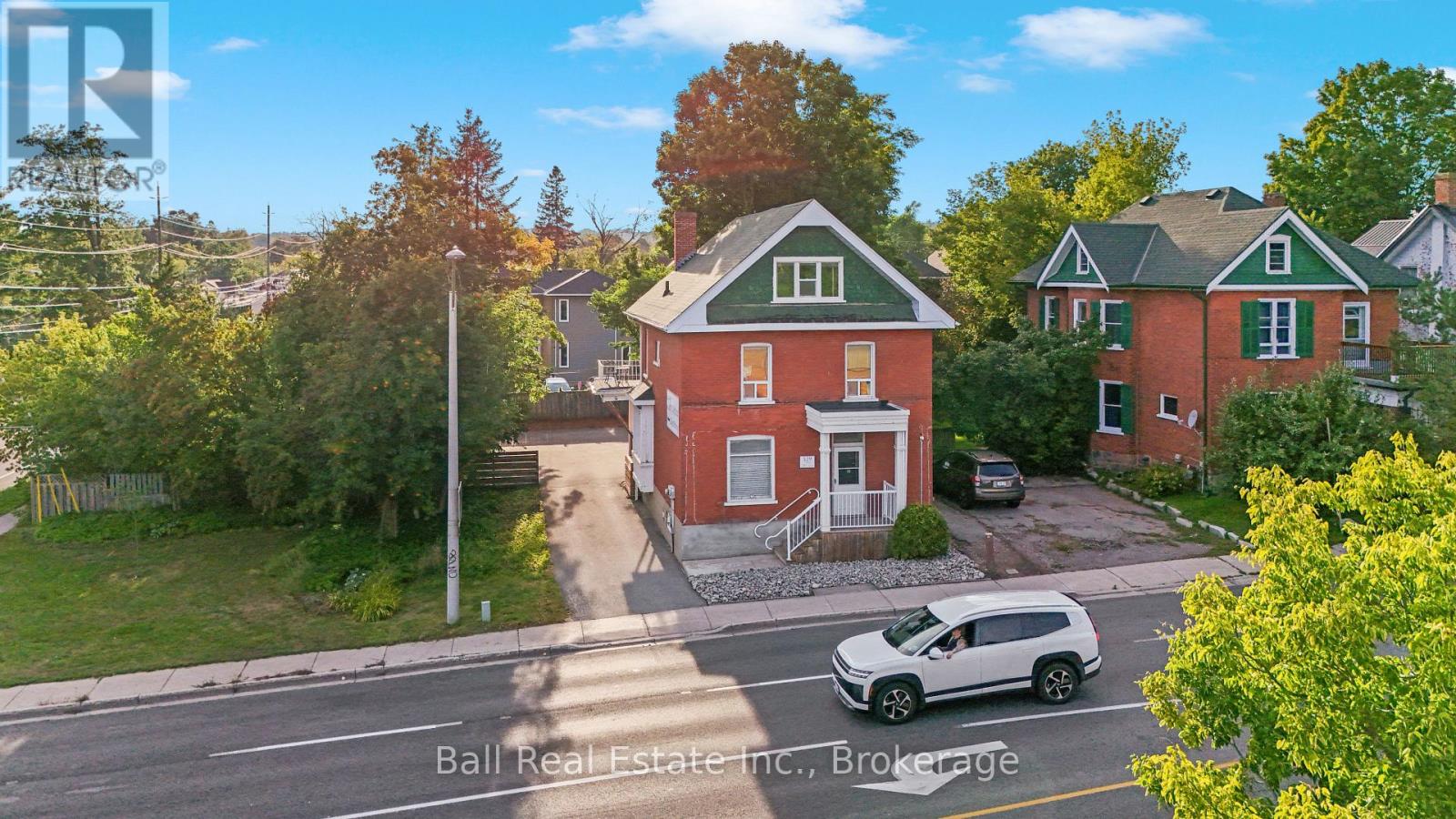 529 Reid Street, Peterborough (Town Ward 3), Ontario, K9H4H1, Peterborough (Town Ward 3), Ontario — photo 1 of 5