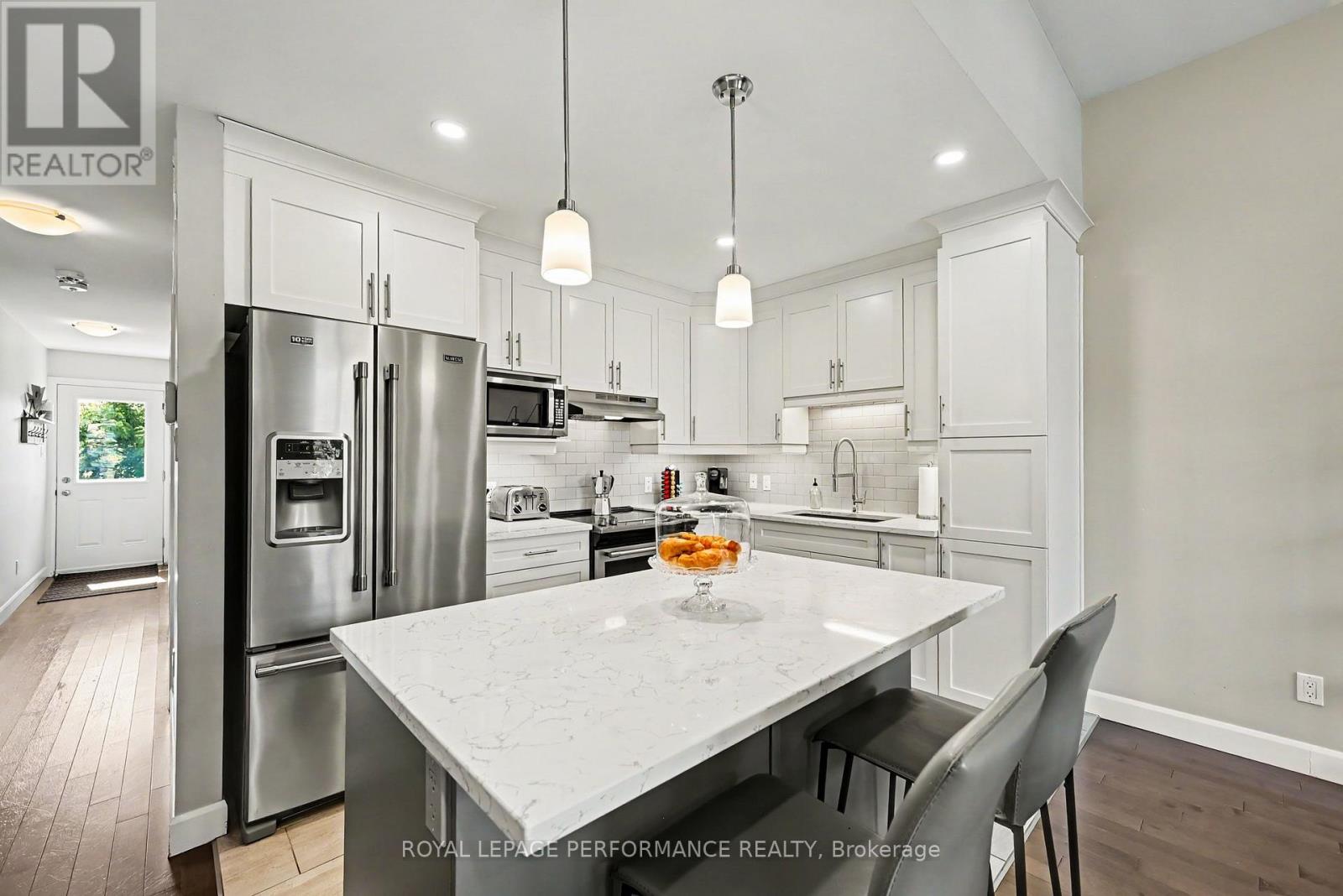 262 LOURDES AVENUE - 16