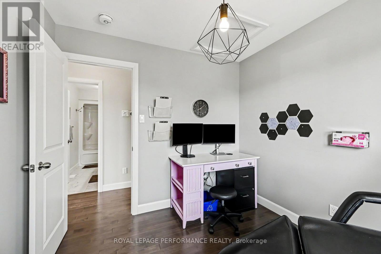 262 LOURDES AVENUE - Image 21