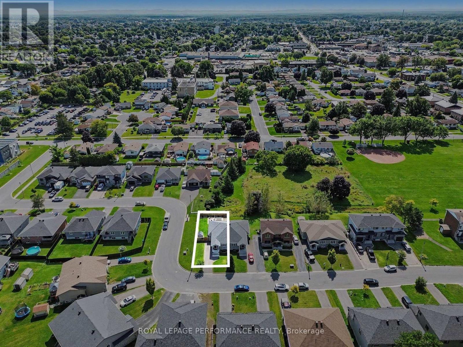 262 LOURDES AVENUE - 46