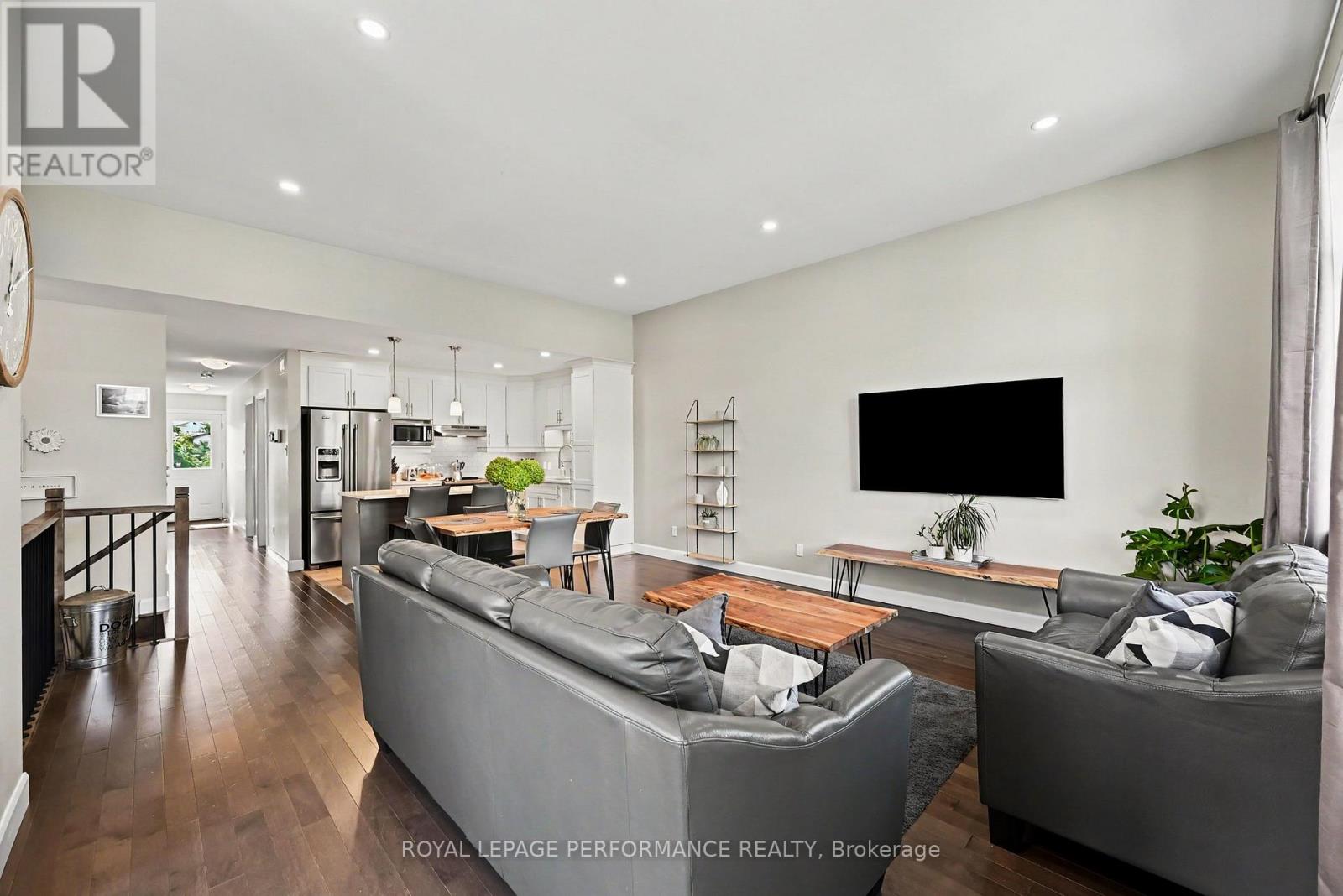 262 LOURDES AVENUE - Image 8