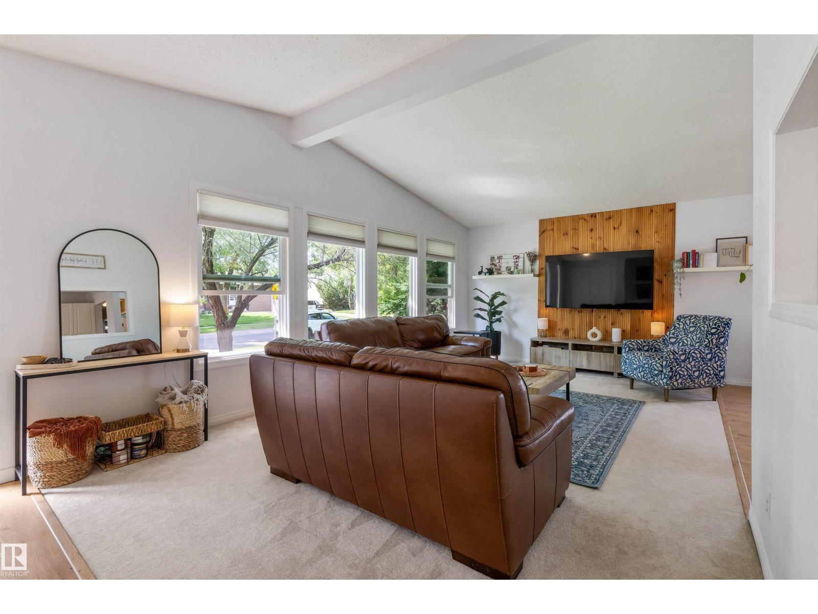25 AMHERST CR - Image 6