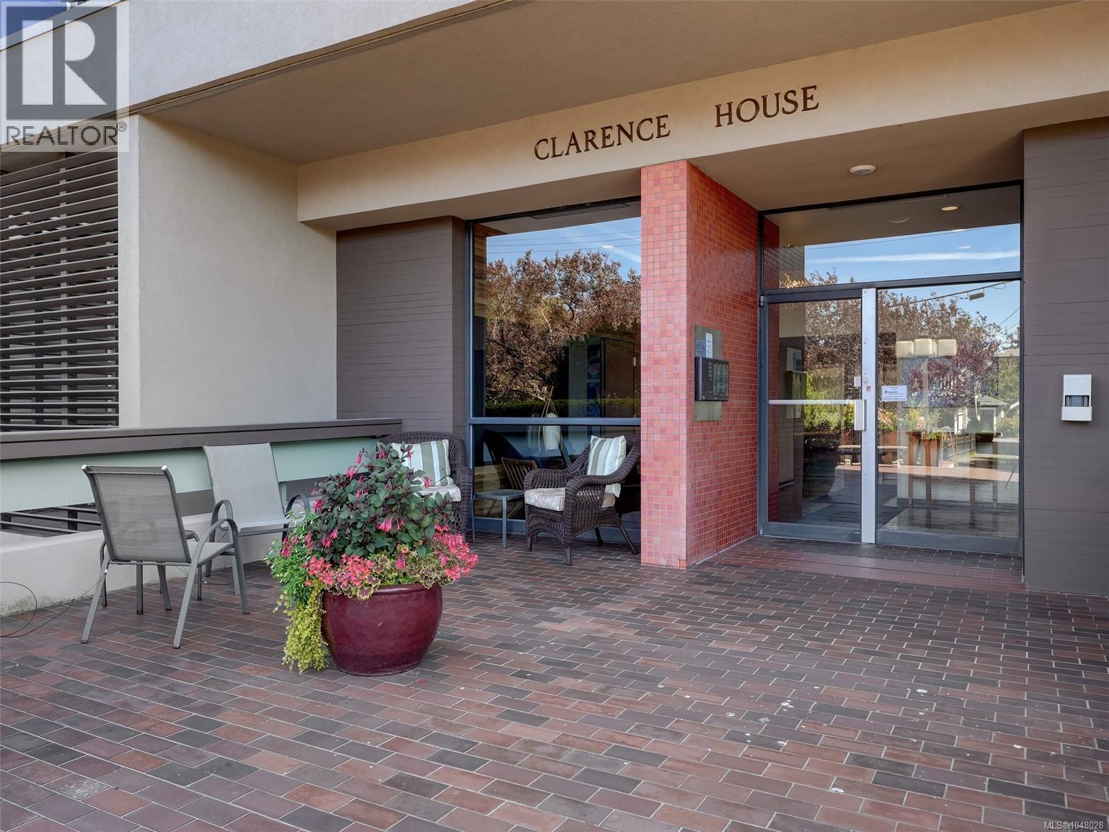 #704 139 Clarence St - 29