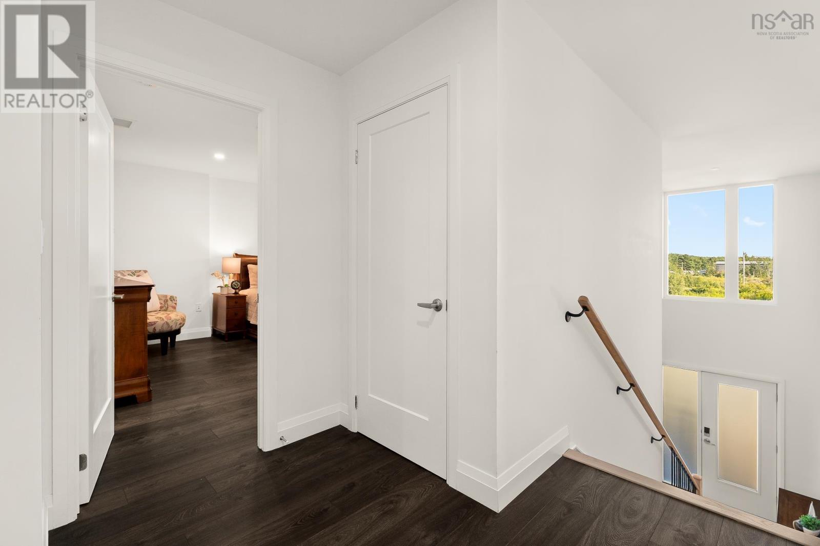 78 Seapoint Road - 24