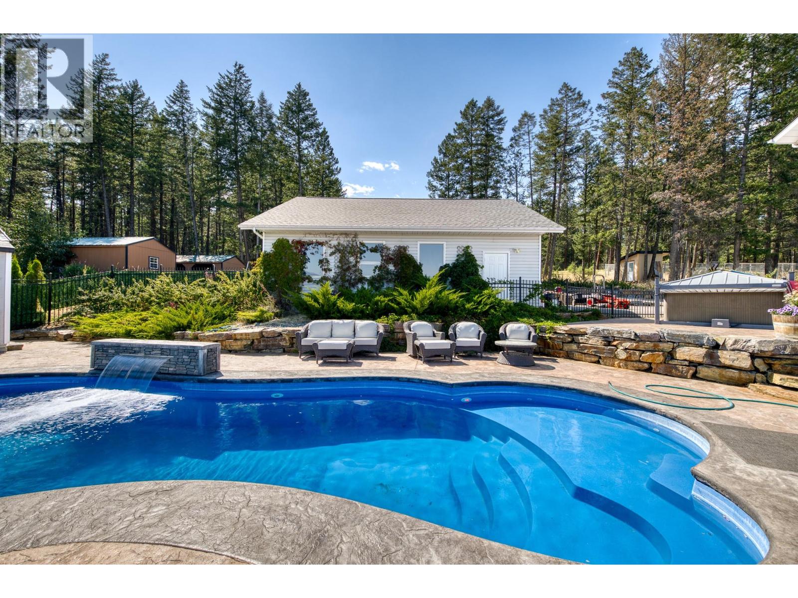 709 WEEKS Road - Image 57