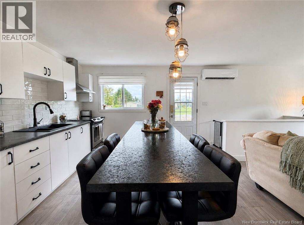 108 Kent Lodge - 12
