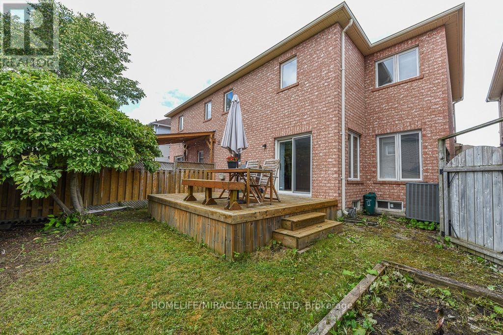 49 SEASIDE CIRCLE - 43