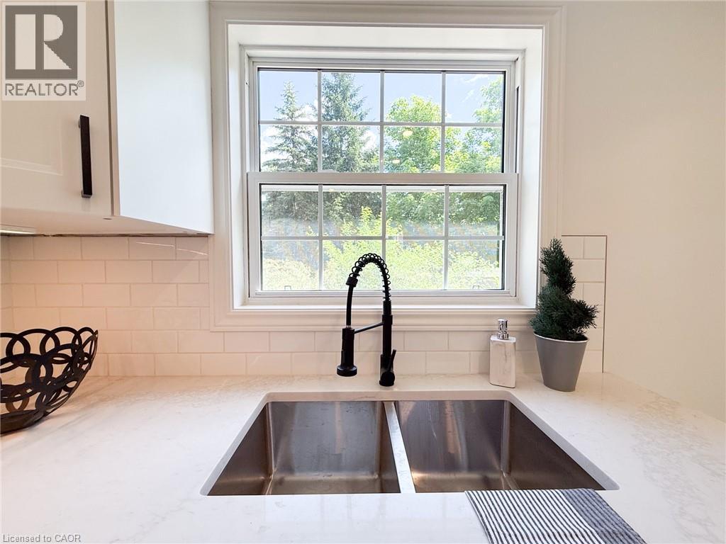 93 BARNES Avenue - 14