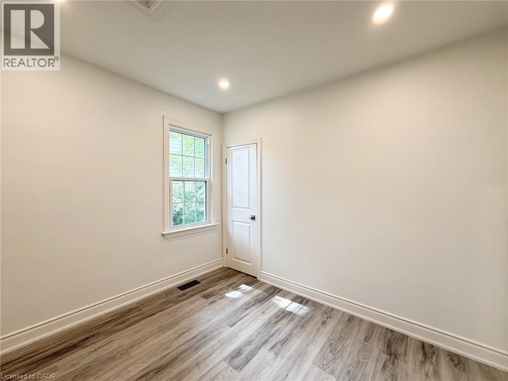 93 BARNES Avenue - 9