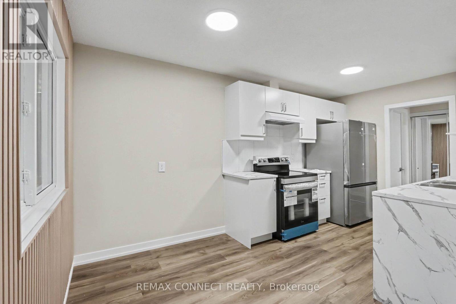43 TYBALT CRESCENT - 3