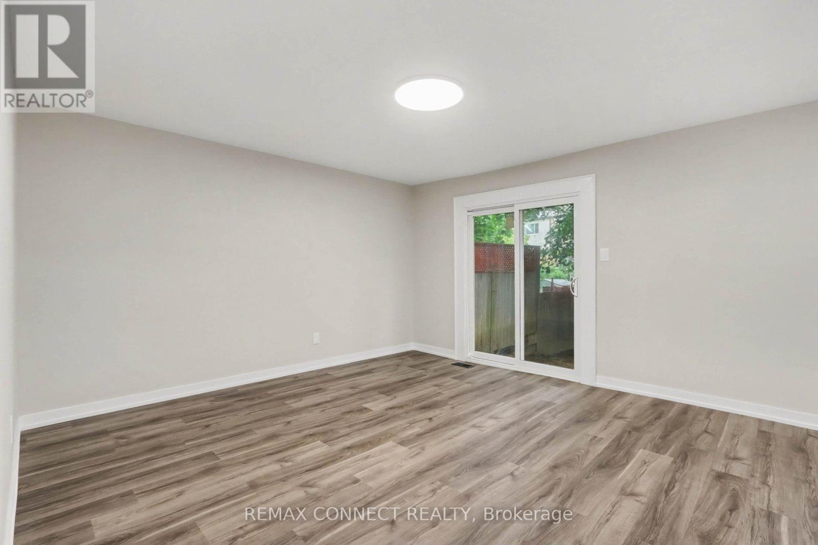 43 TYBALT CRESCENT - 7