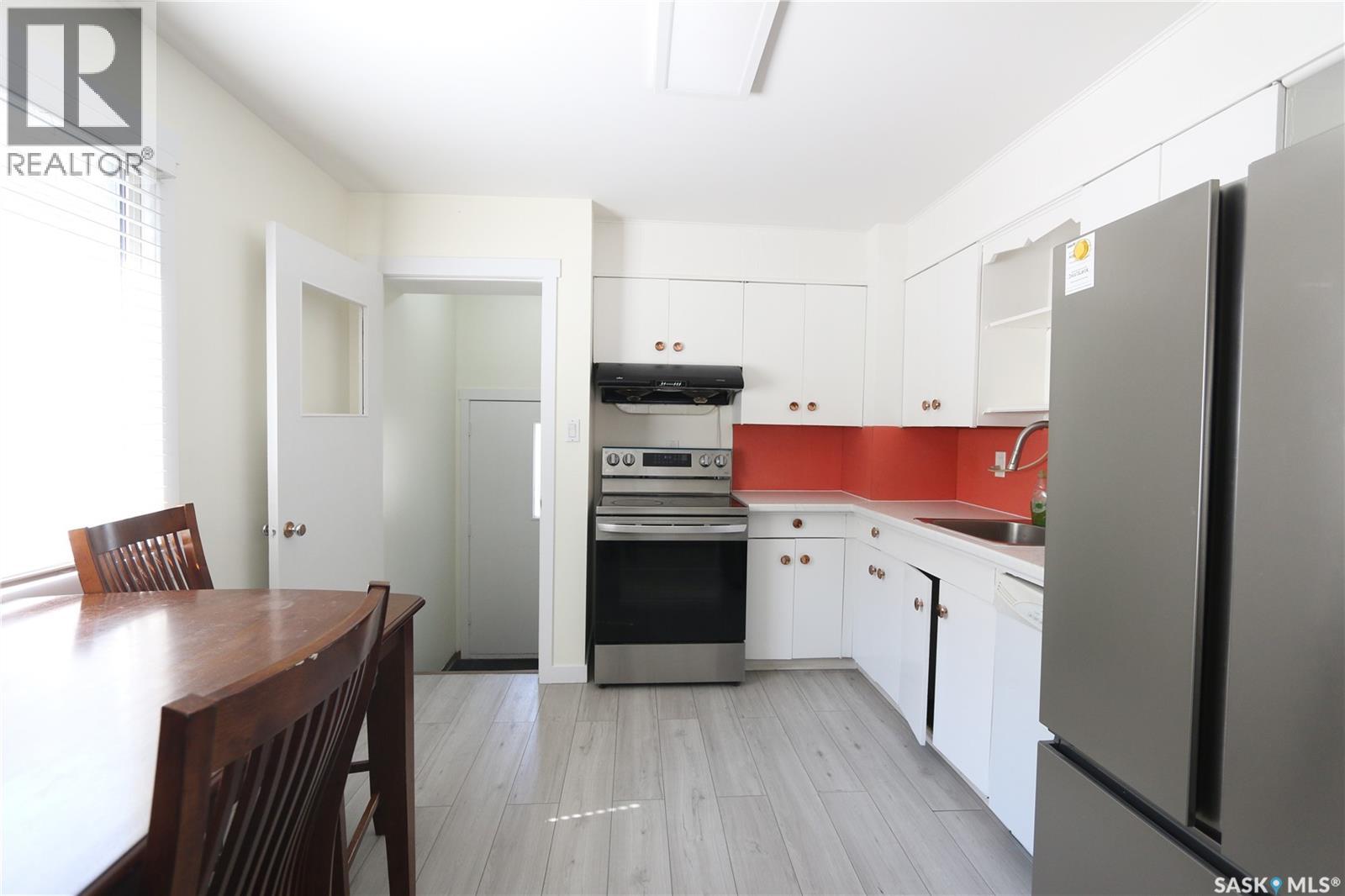 1162 Athol STREET - 15