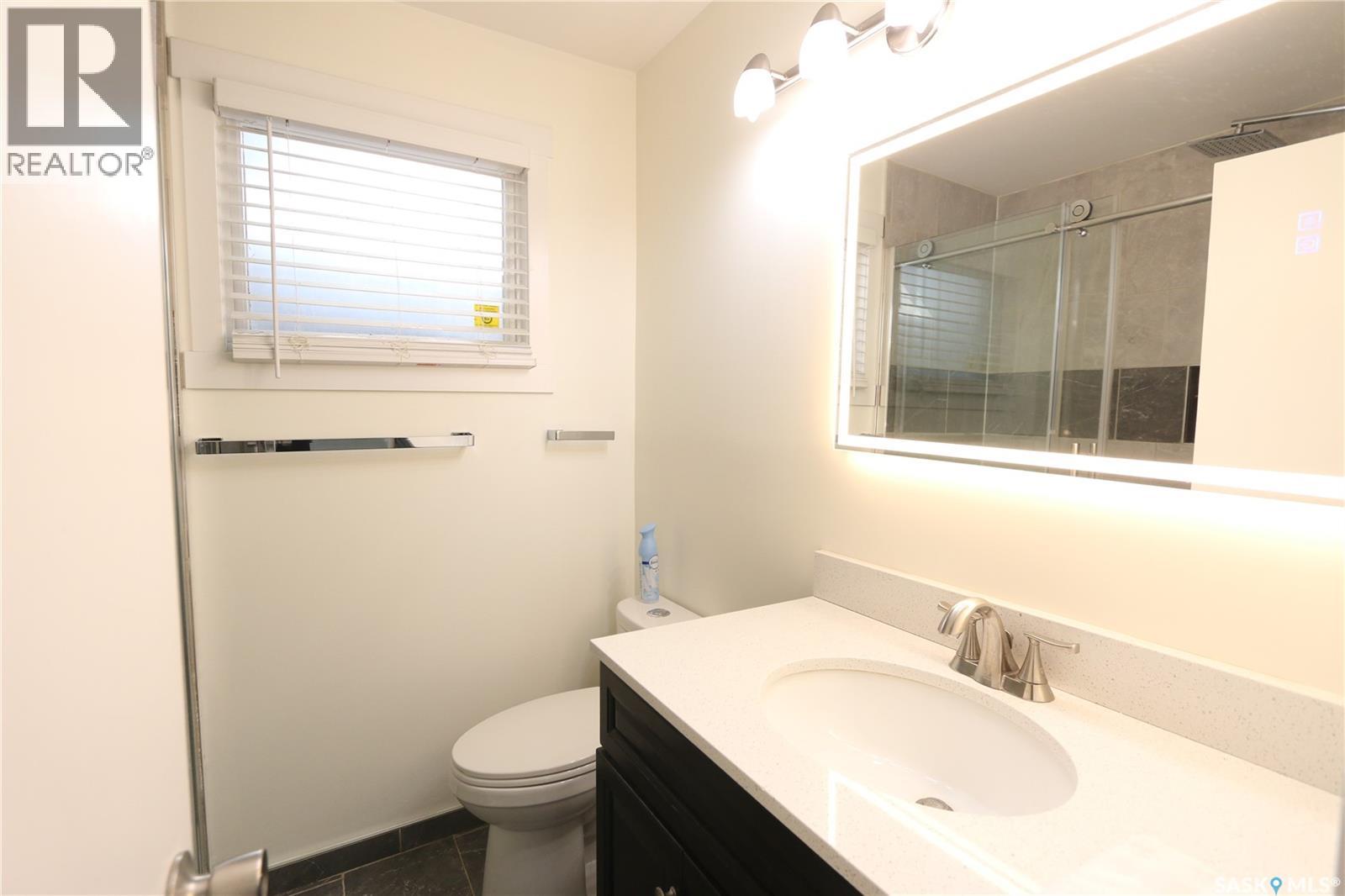 1162 Athol STREET - 16